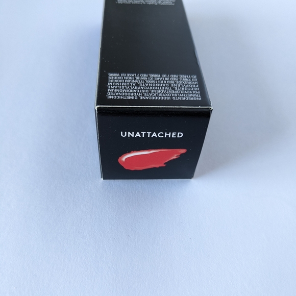 Fenty Beauty Stunna Lip Paint in Unattached - Picture 3 of 3